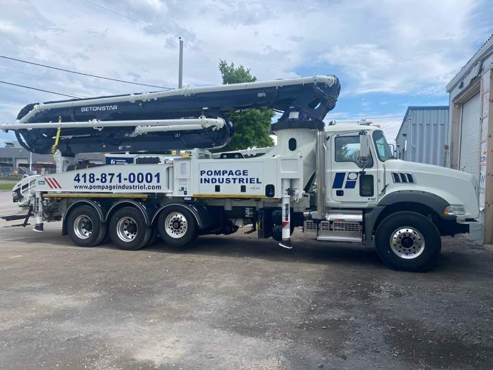 Pompe à mât 40M Québec