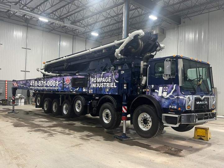 Camion de pompage de béton Québec