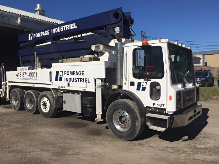 Pompe à mât 32M Québec