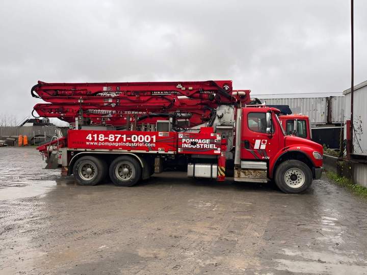 Pompe à mât 28M Québec