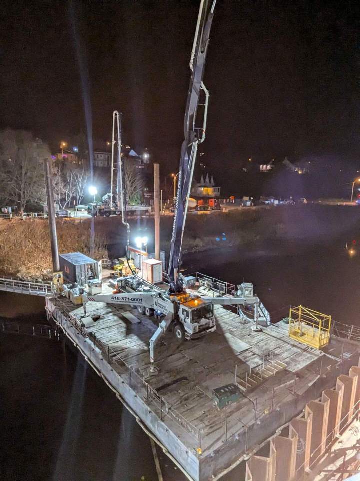 Travaux de pompage de béton génie civil à Québec